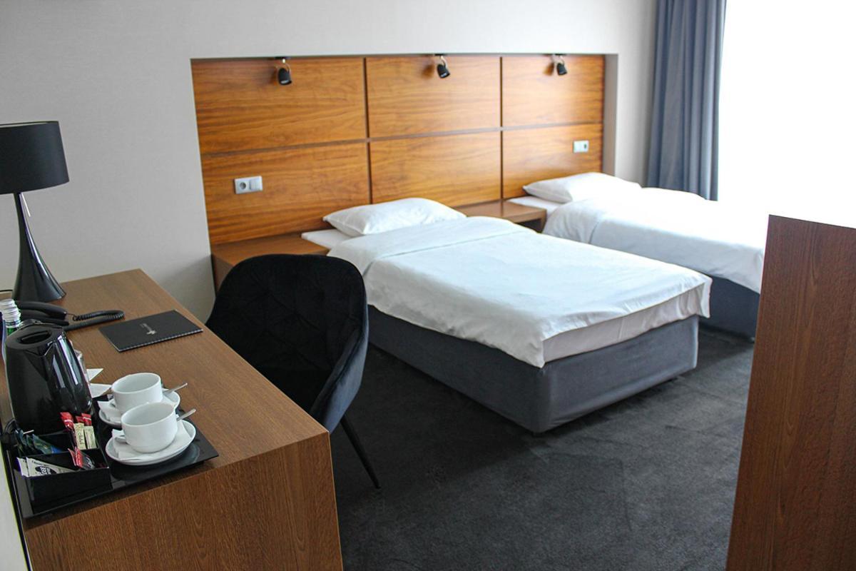 Willa Port Ostróda Εξωτερικό φωτογραφία A room at the hotel
