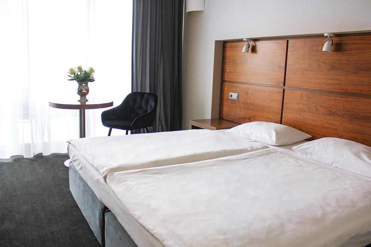 Willa Port Ostróda Εξωτερικό φωτογραφία A room at the hotel