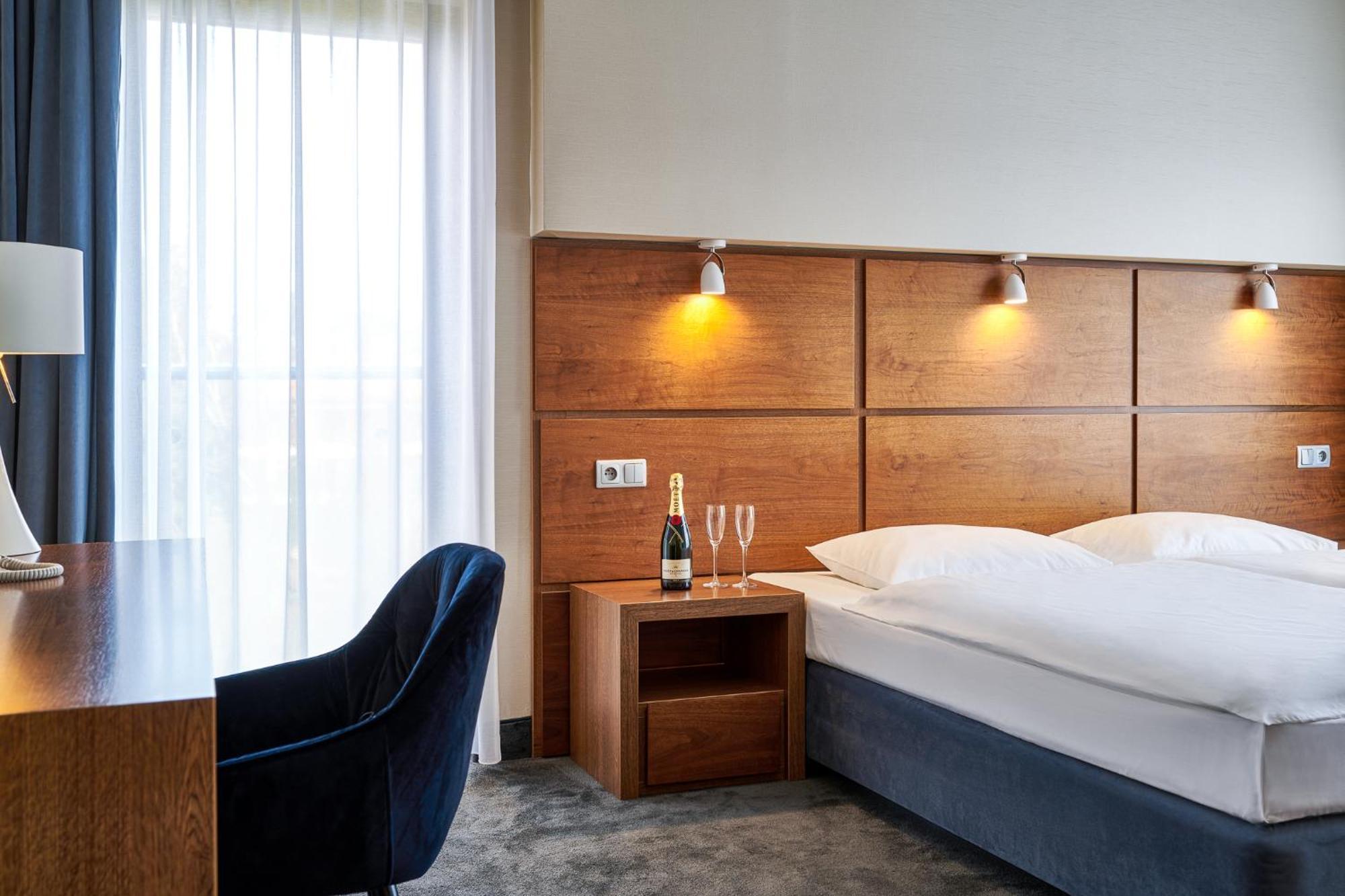 Willa Port Ostróda Εξωτερικό φωτογραφία A room at the hotel