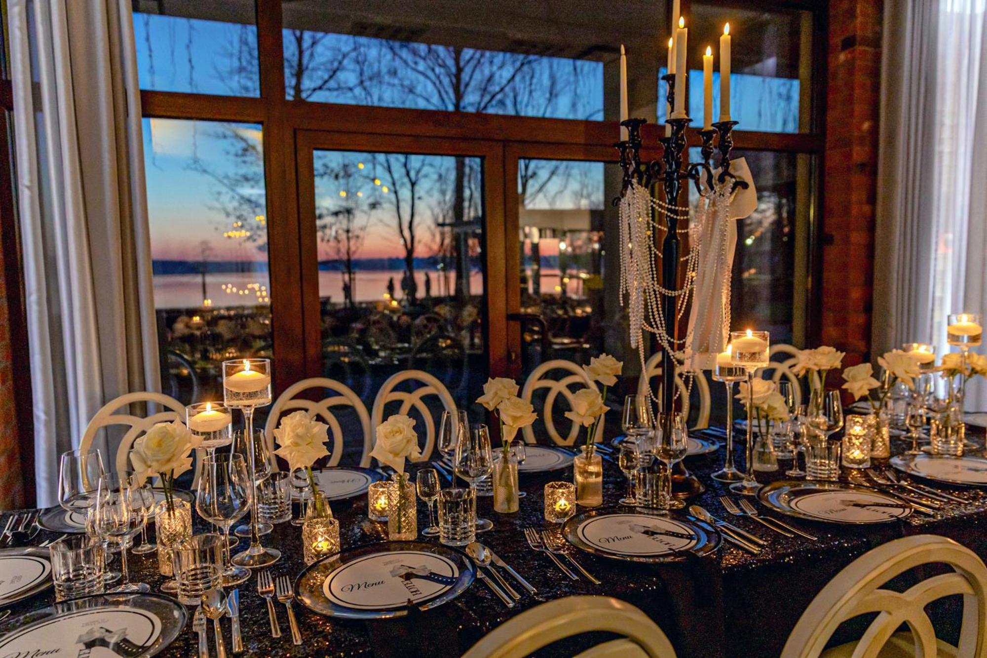 Willa Port Ostróda Εξωτερικό φωτογραφία The dining room at the 2018 G7 summit