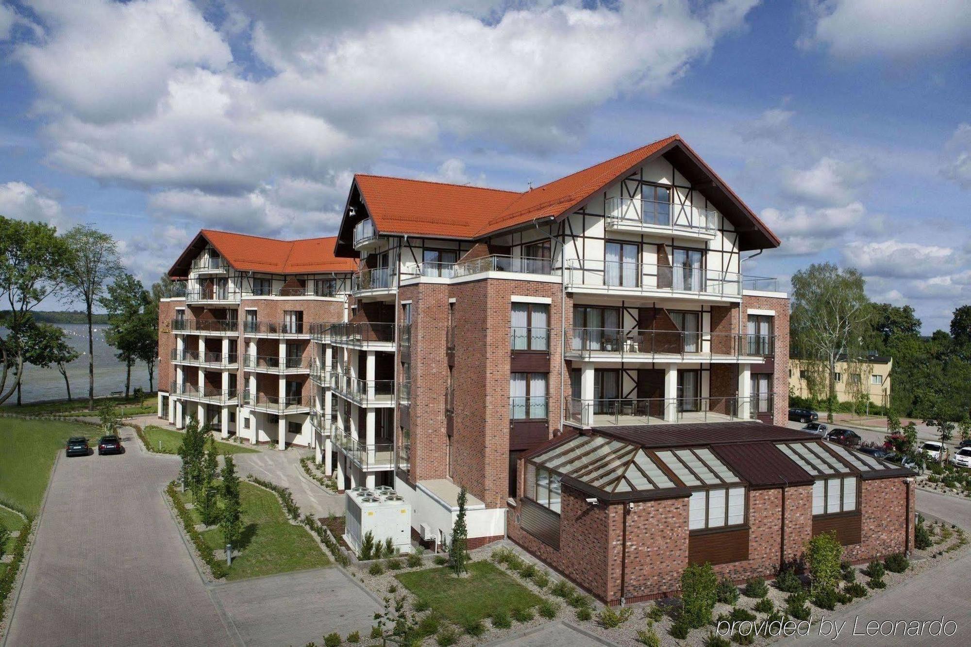 Willa Port Ostróda Εξωτερικό φωτογραφία Residential complex in Nida